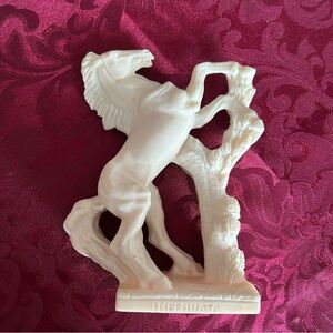 Elegant Rearing Horse Sculpture “Inpeninata” White alabaster